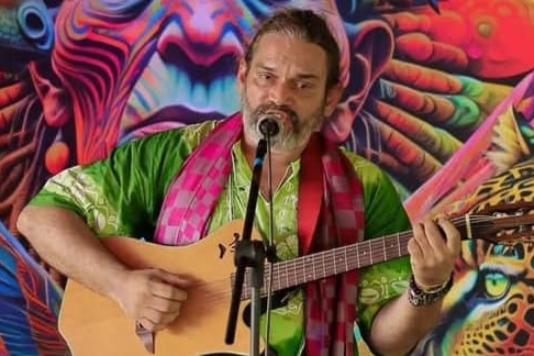 Urso da Montanha show Itapuã