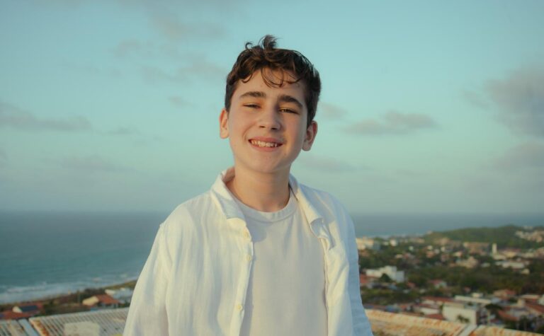 Junior D’Mais lança clipe “I Want It That Way”