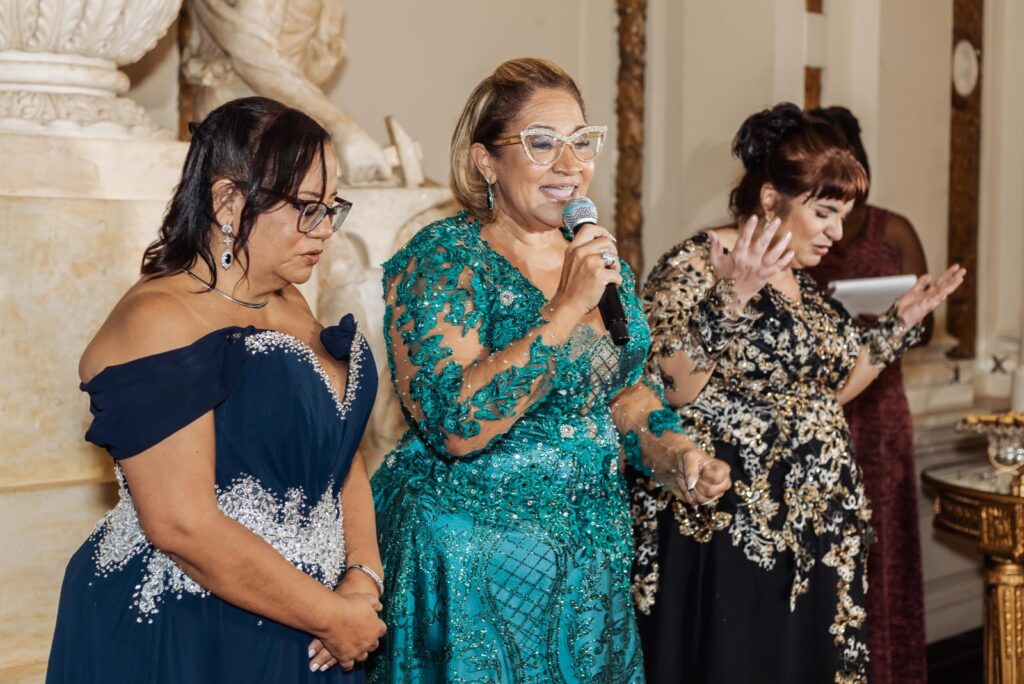 ana ribeiro, marcia gomes e monica figueira no momento de fé 2 anos revista tok de empreendedorismo