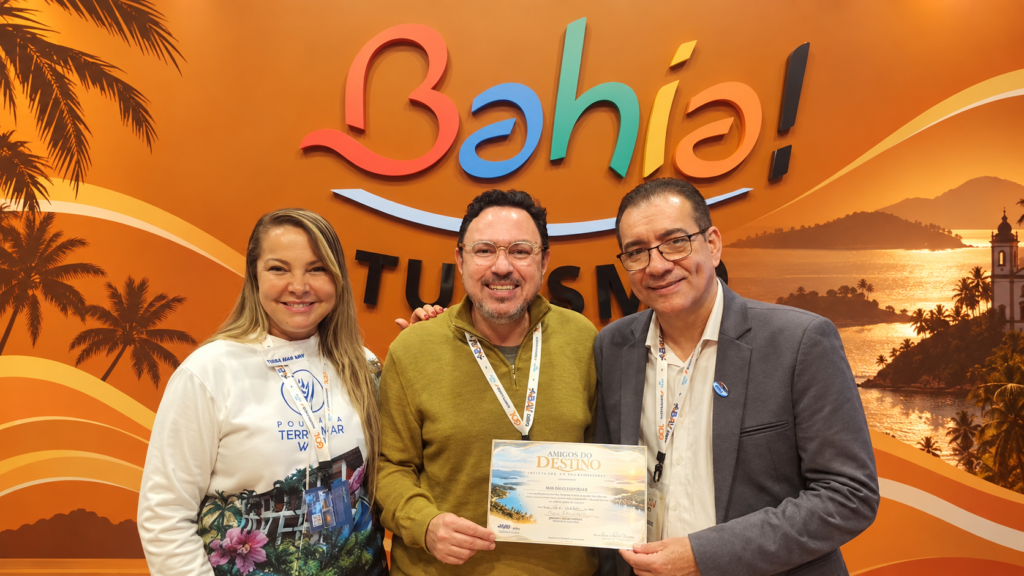 Representantes da Baía de Camamu recebem reconhecimento da ABAV Bahia na ABAV Expo 2026
