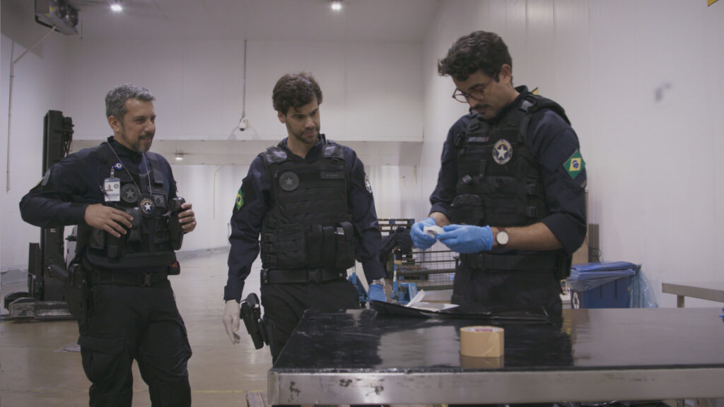 Imagem de divulgação da oitava temporada da série Aeroporto: Área Restrita no Discovery